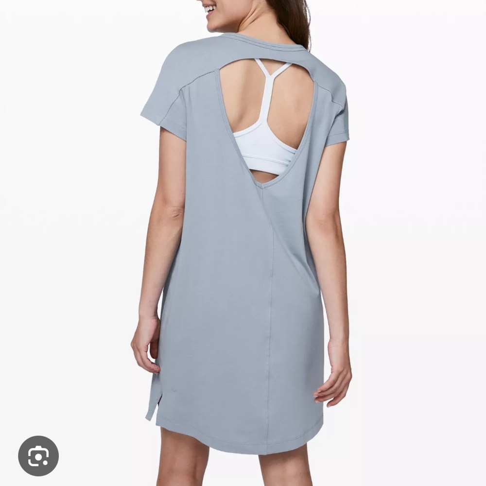 Lululemon Day Tripper Dress Chambray Blue Medium Stretch Open Back